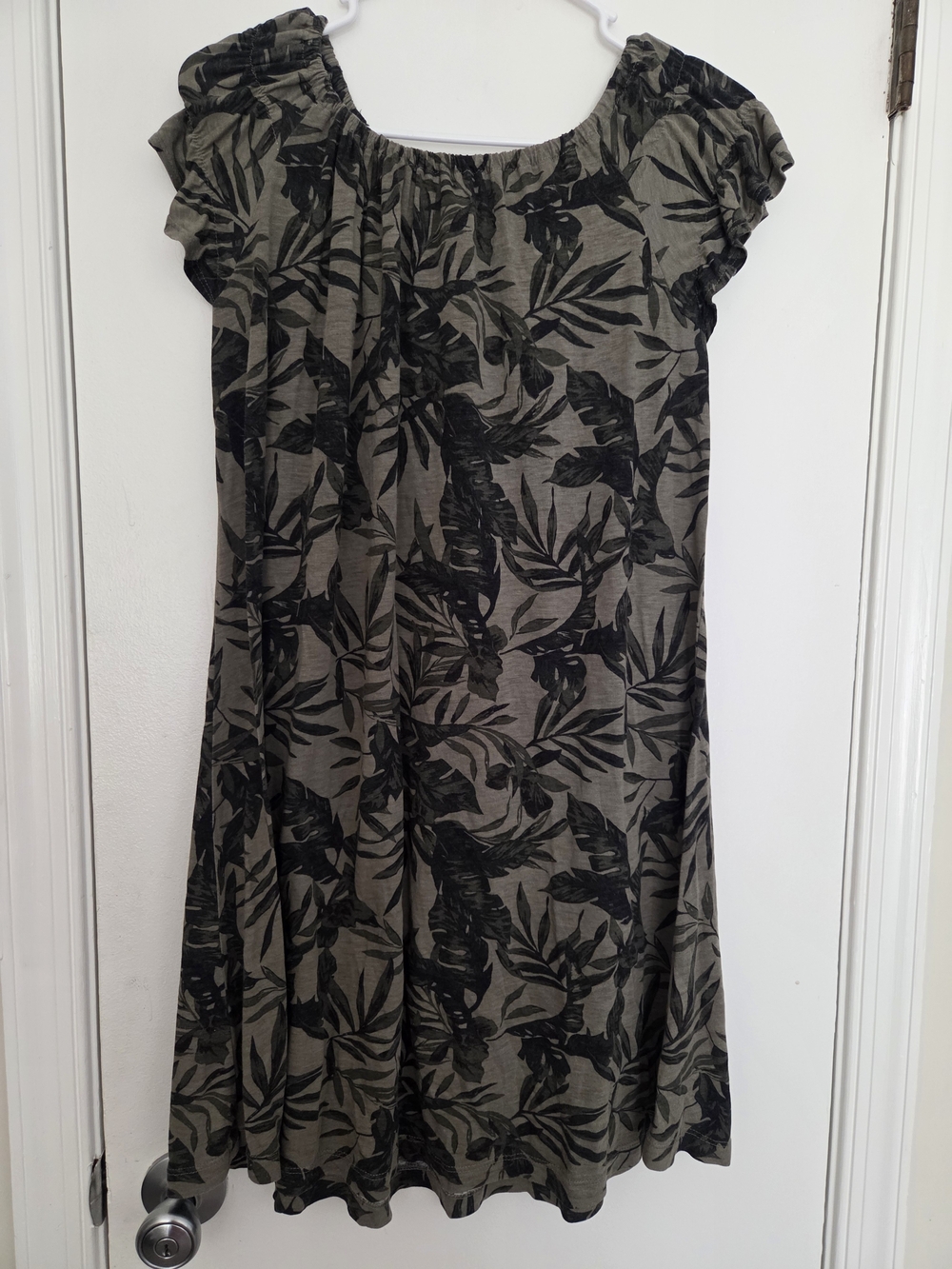 Old Navy Olive Green Palm Leaf Print Off Shoulder Flutter Sleeve Dress Size S